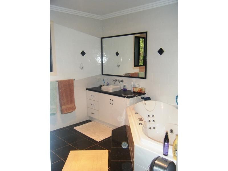 Middle Ridge QLD 4350