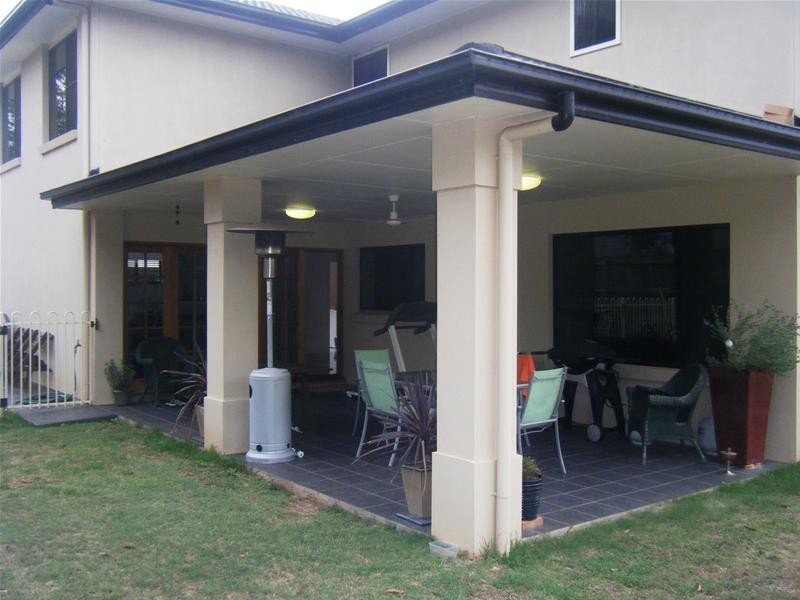 Middle Ridge QLD 4350