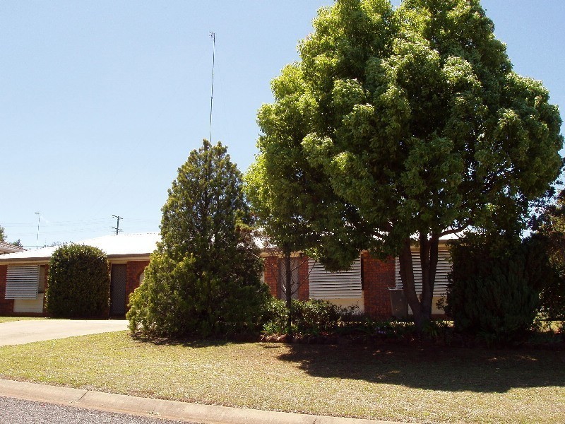 Kearneys Spring QLD 4350