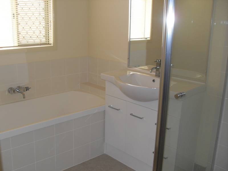 Glenvale QLD 4350