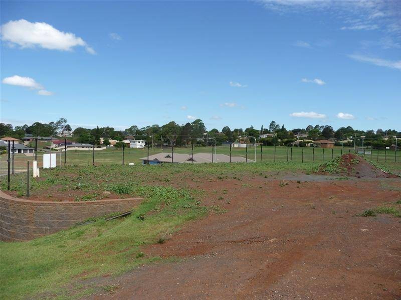 Wilsonton Heights QLD 4350