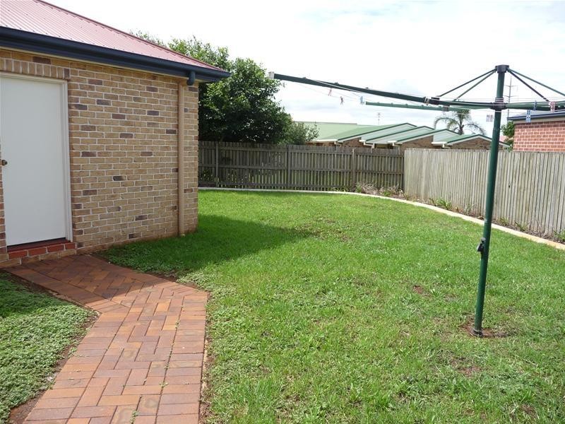 Kearneys Spring QLD 4350