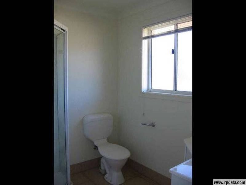 Kearneys Spring QLD 4350