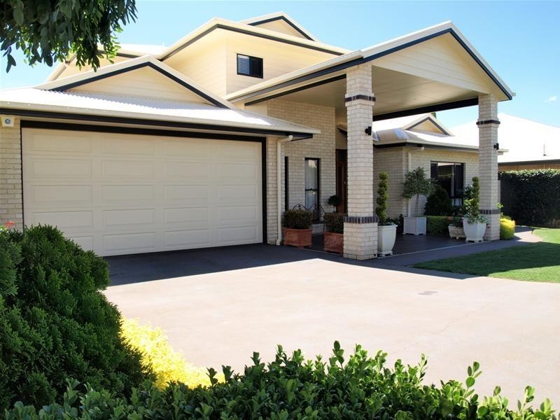 Kearneys Spring QLD 4350