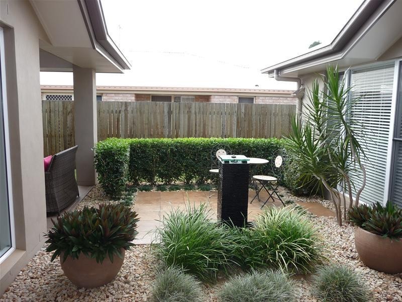 Kearneys Spring QLD 4350