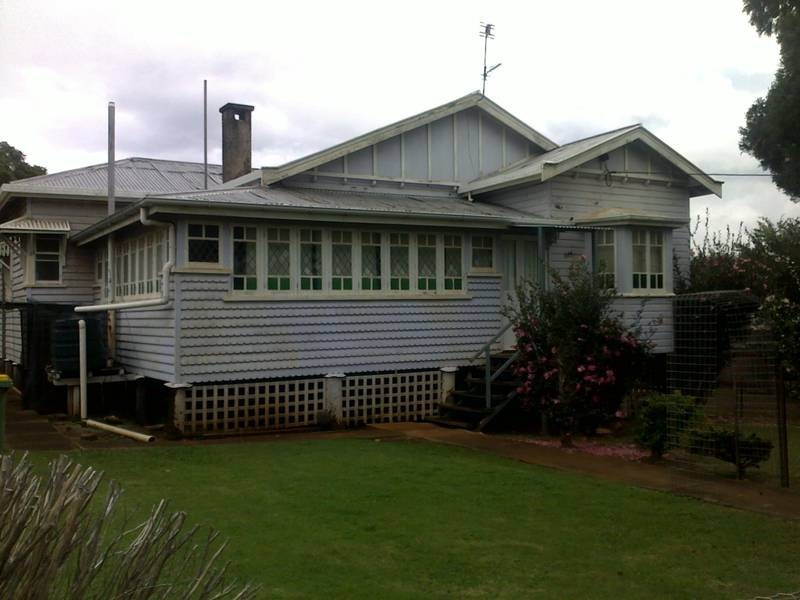 Centenary Heights QLD 4350