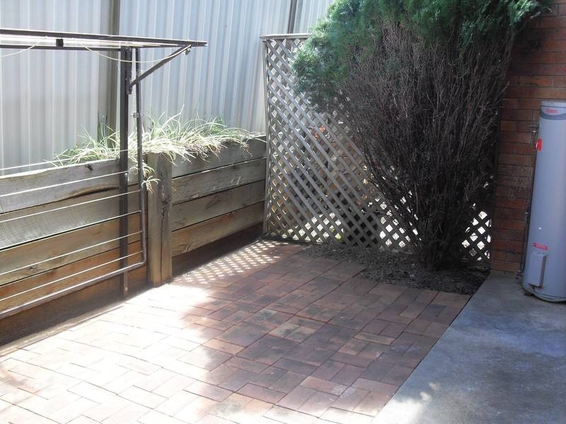 Kearneys Spring QLD 4350