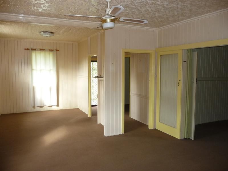 Centenary Heights QLD 4350