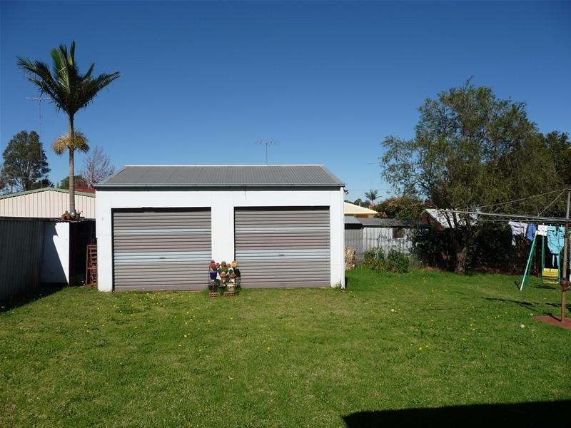 Centenary Heights QLD 4350