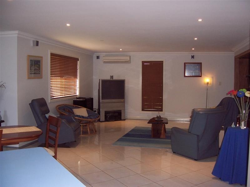 Kearneys Spring QLD 4350