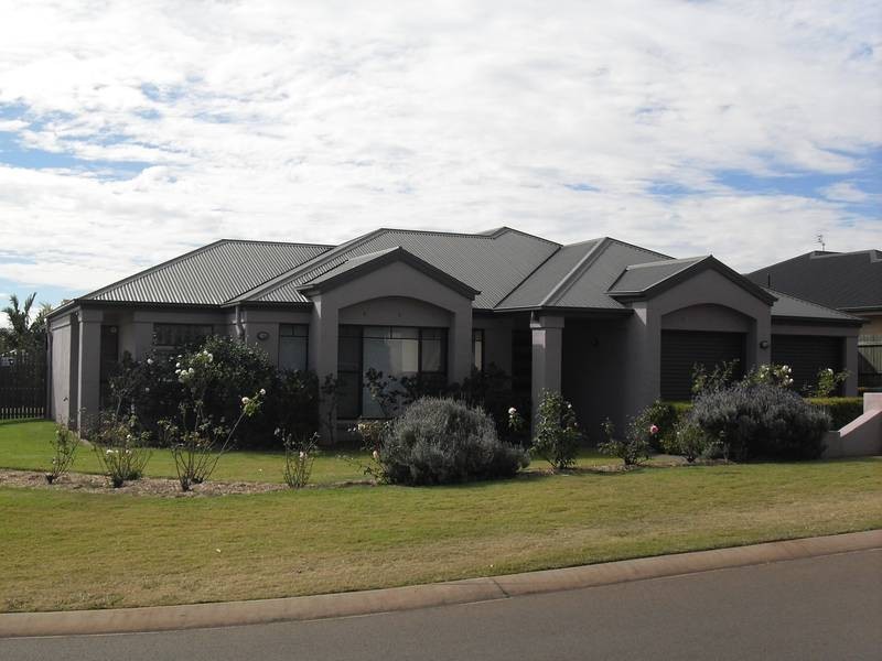 Middle Ridge QLD 4350