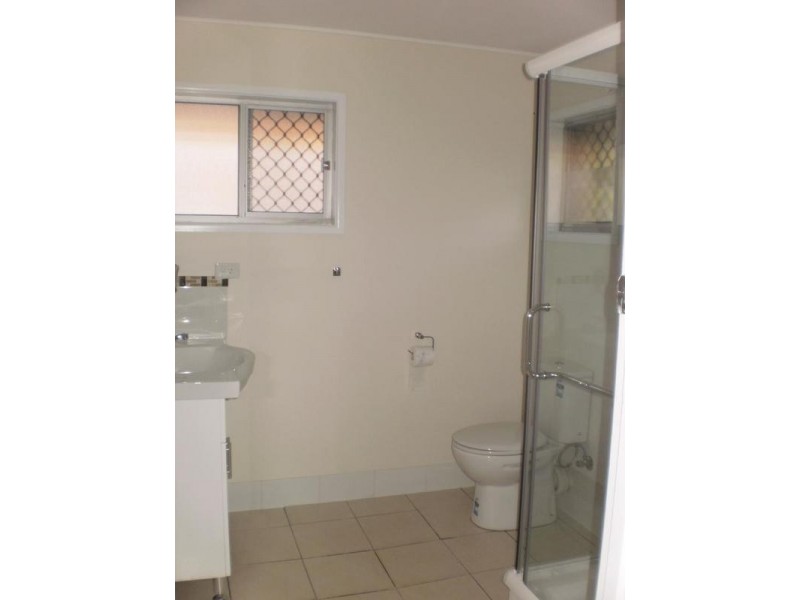 Centenary Heights QLD 4350
