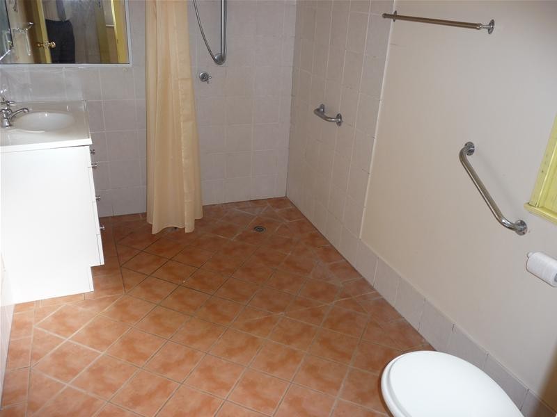 Centenary Heights QLD 4350