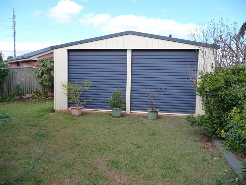 Kearneys Spring QLD 4350