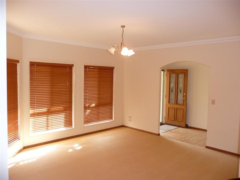 Kearneys Spring QLD 4350