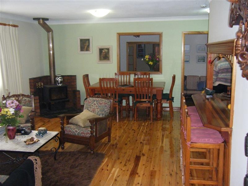 Centenary Heights QLD 4350