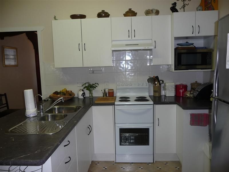 Centenary Heights QLD 4350
