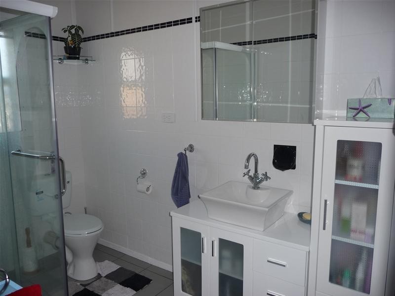 Centenary Heights QLD 4350