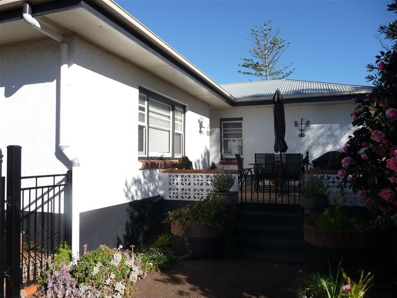 Centenary Heights QLD 4350