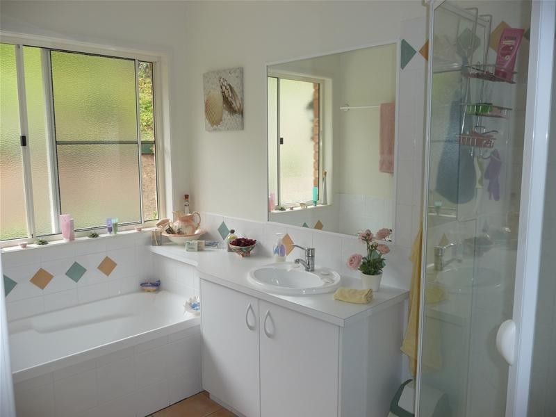 Hodgson Vale QLD 4352