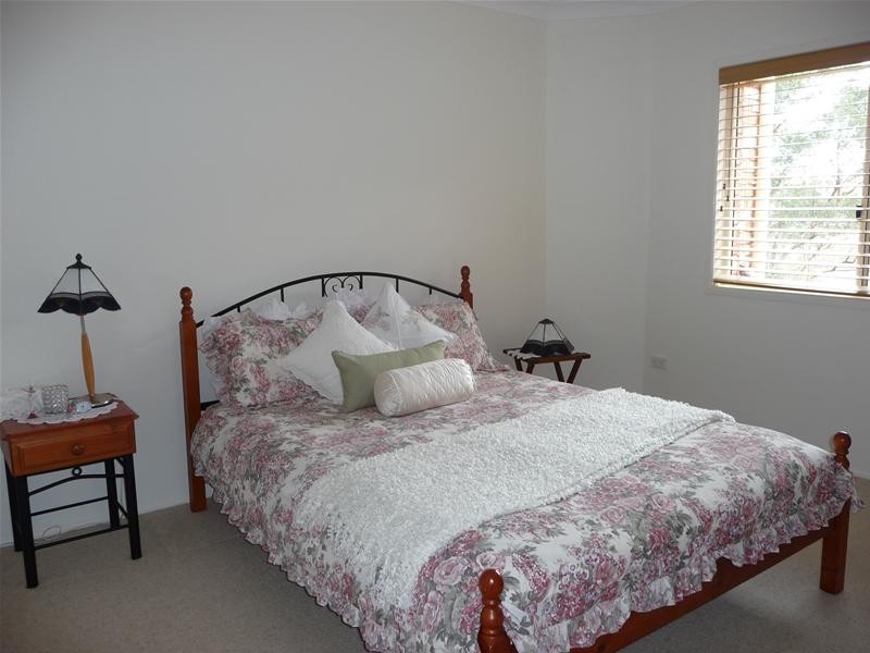 Hodgson Vale QLD 4352