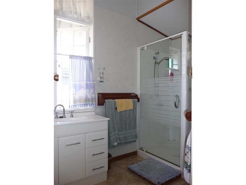 Mount Lofty QLD 4350