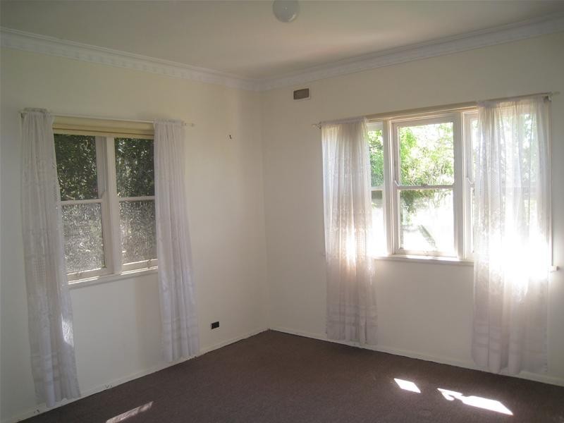 Centenary Heights QLD 4350