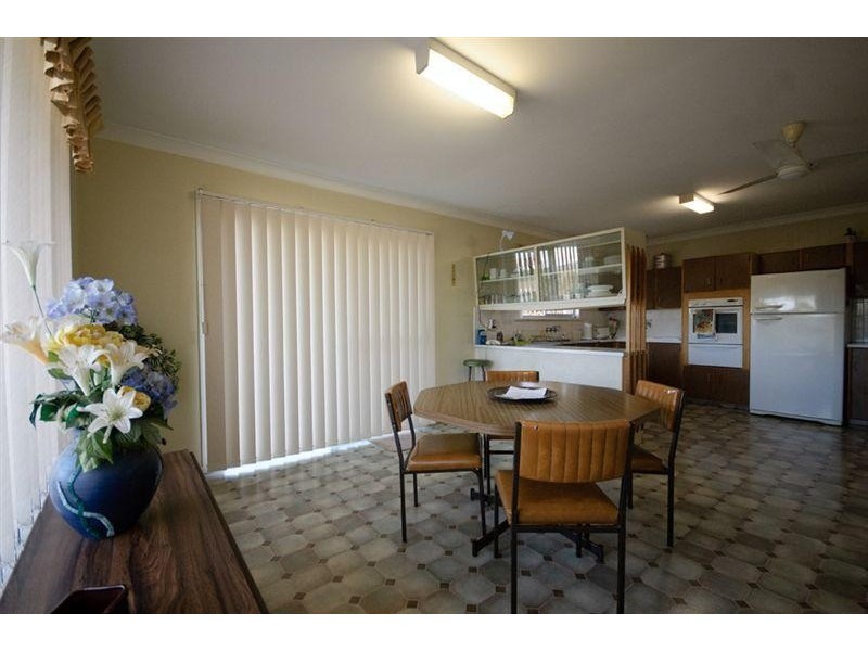 Kearneys Spring QLD 4350