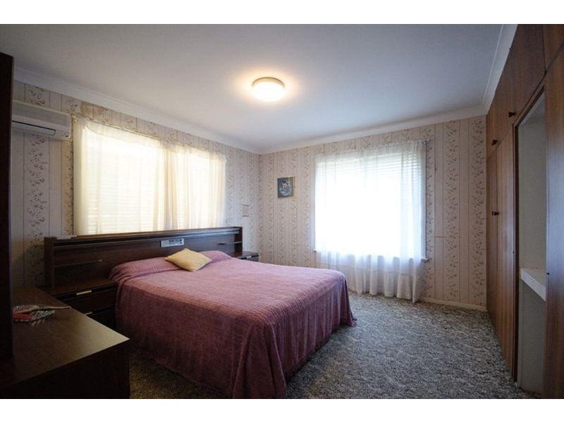 Kearneys Spring QLD 4350