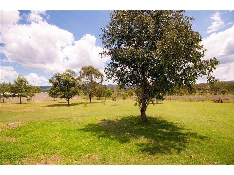 Withcott QLD 4352