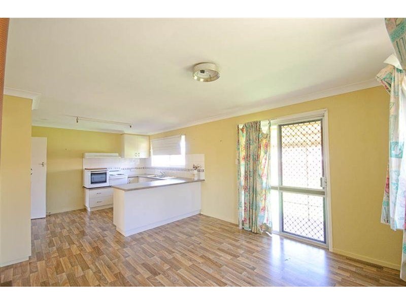 Centenary Heights QLD 4350
