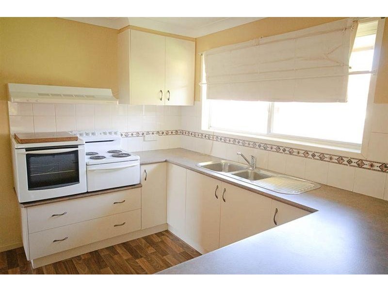 Centenary Heights QLD 4350