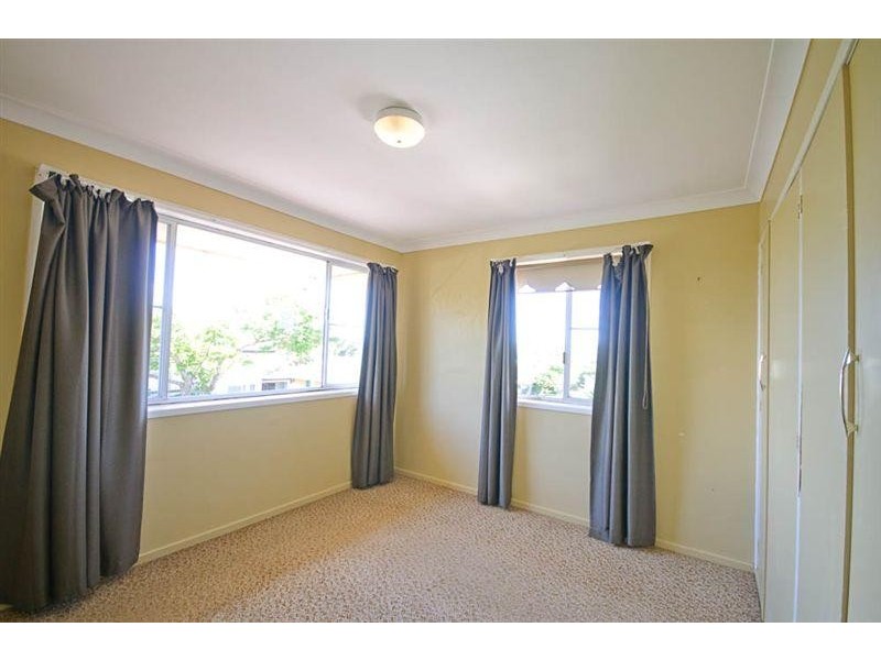 Centenary Heights QLD 4350