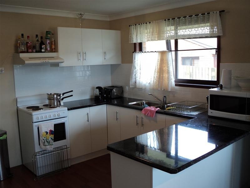 Centenary Heights QLD 4350