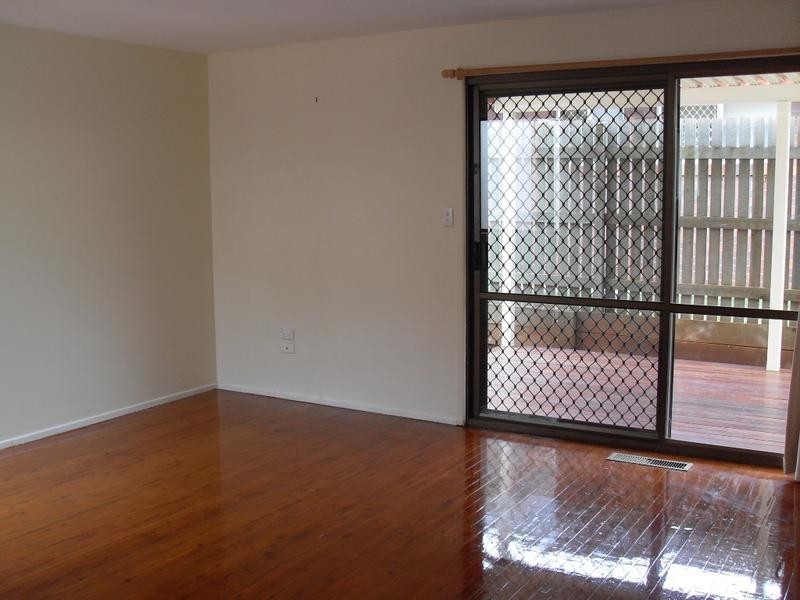 Kearneys Spring QLD 4350