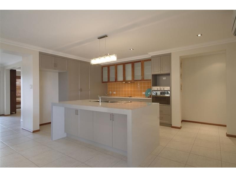 Middle Ridge QLD 4350