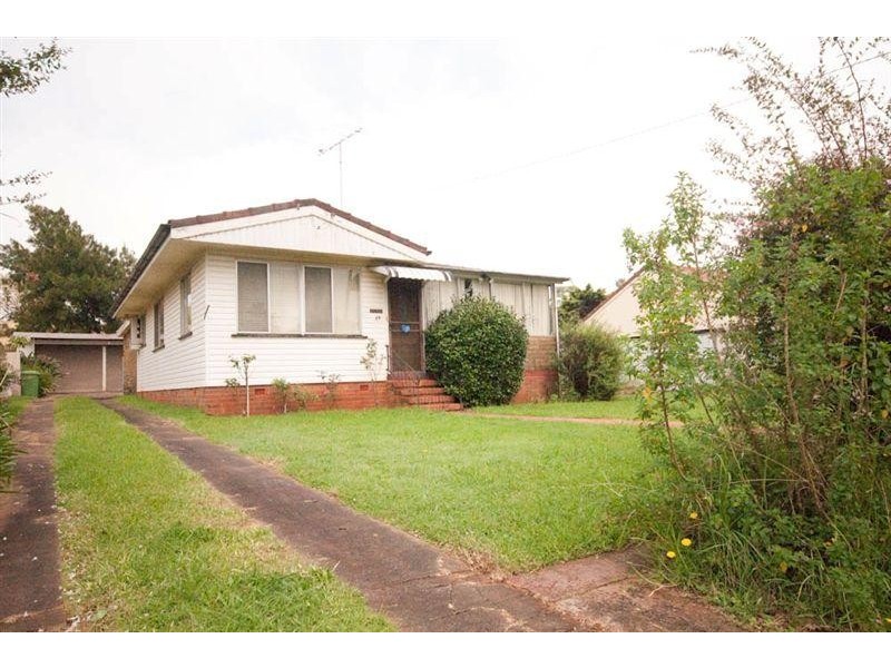 Centenary Heights QLD 4350