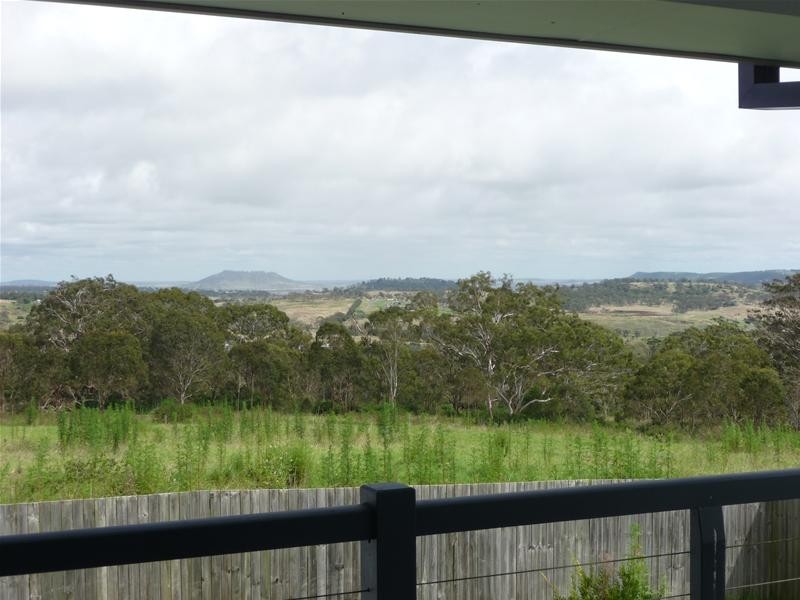 Mount Kynoch QLD 4350