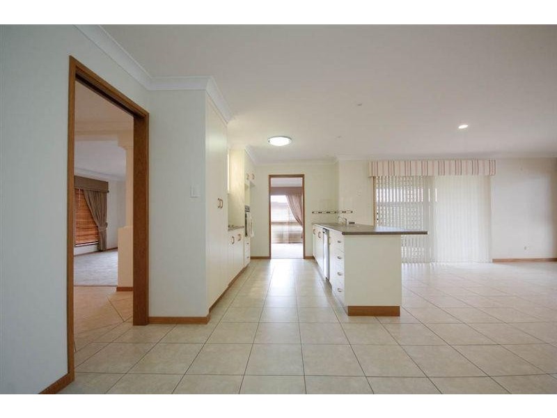 Middle Ridge QLD 4350