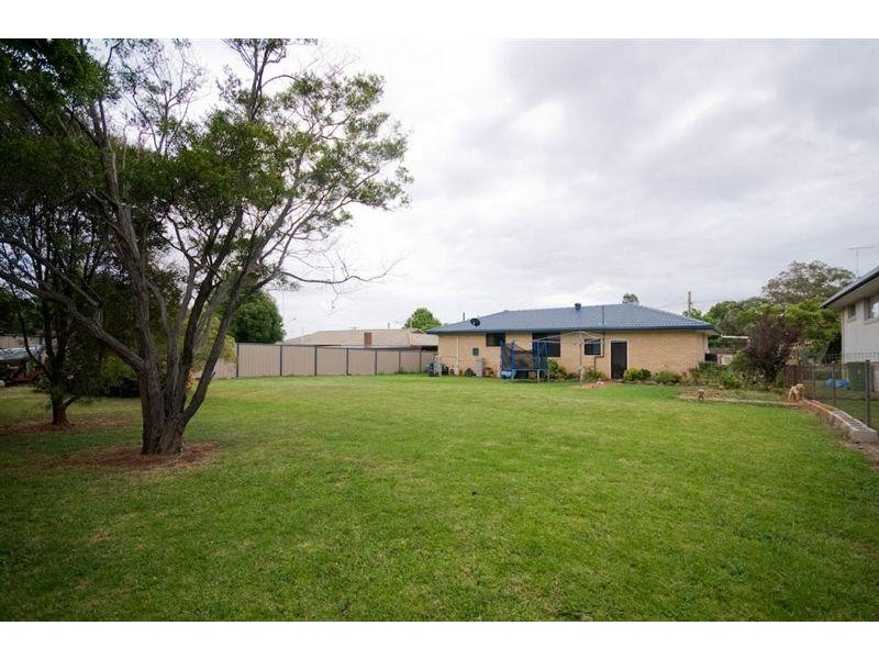 Centenary Heights QLD 4350