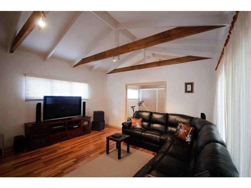 Centenary Heights QLD 4350