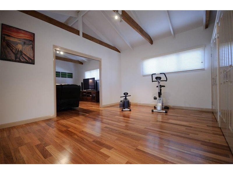 Centenary Heights QLD 4350
