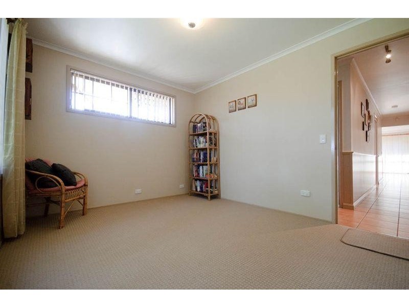 Centenary Heights QLD 4350