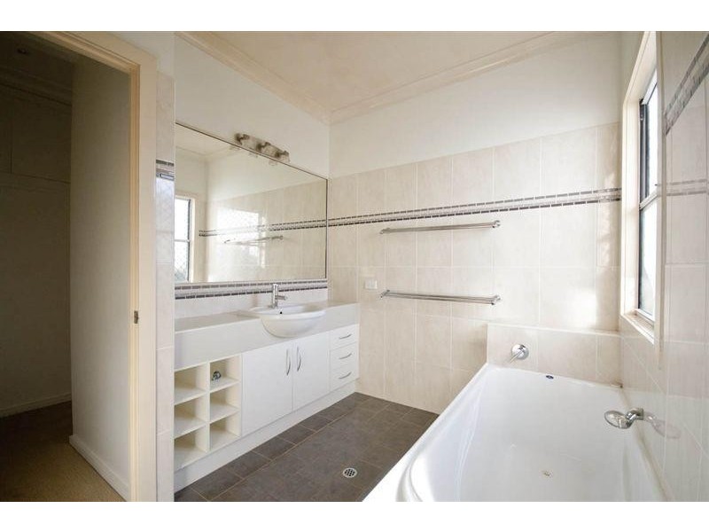 Newtown QLD 4350