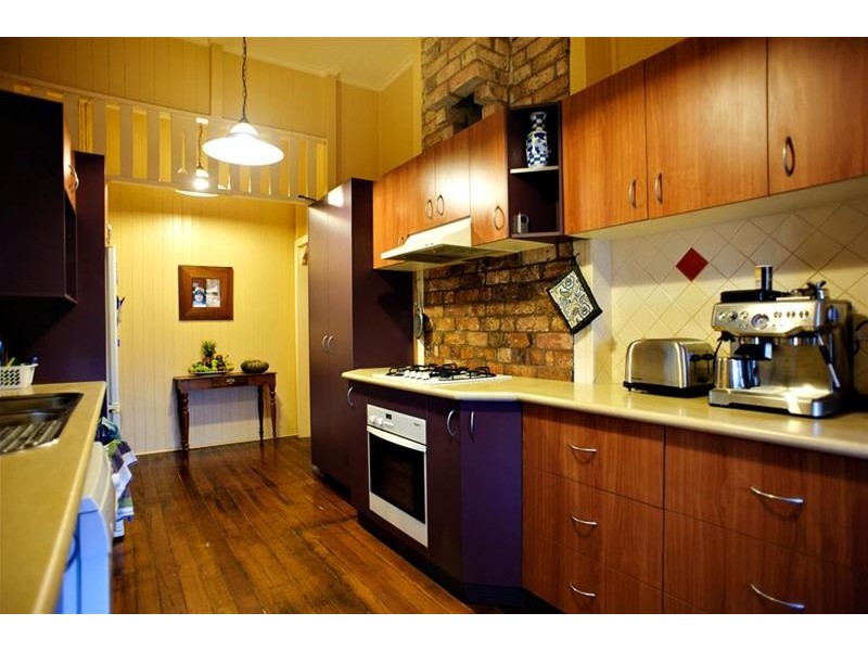 Centenary Heights QLD 4350