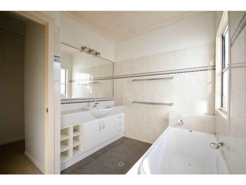 Newtown QLD 4350