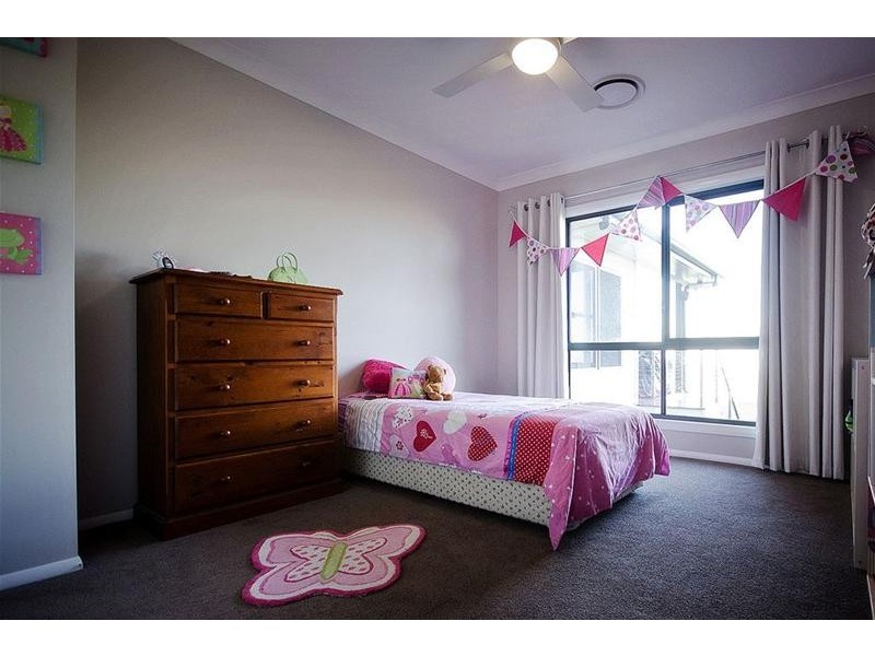 18 Archer Crescent, Upper Flagstone QLD 4344