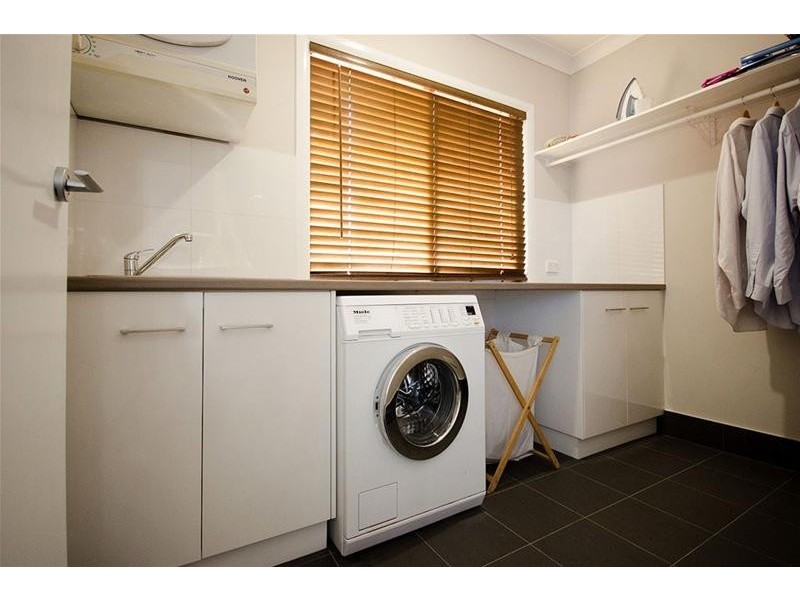 18 Archer Crescent, Upper Flagstone QLD 4344