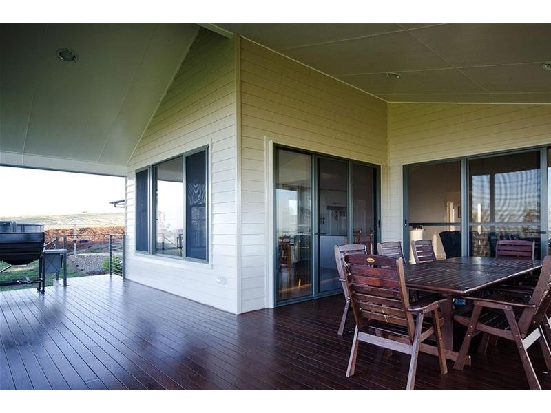 18 Archer Crescent, Upper Flagstone QLD 4344