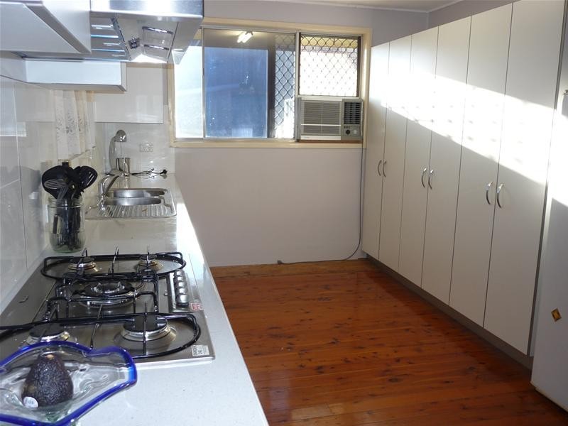 Centenary Heights QLD 4350